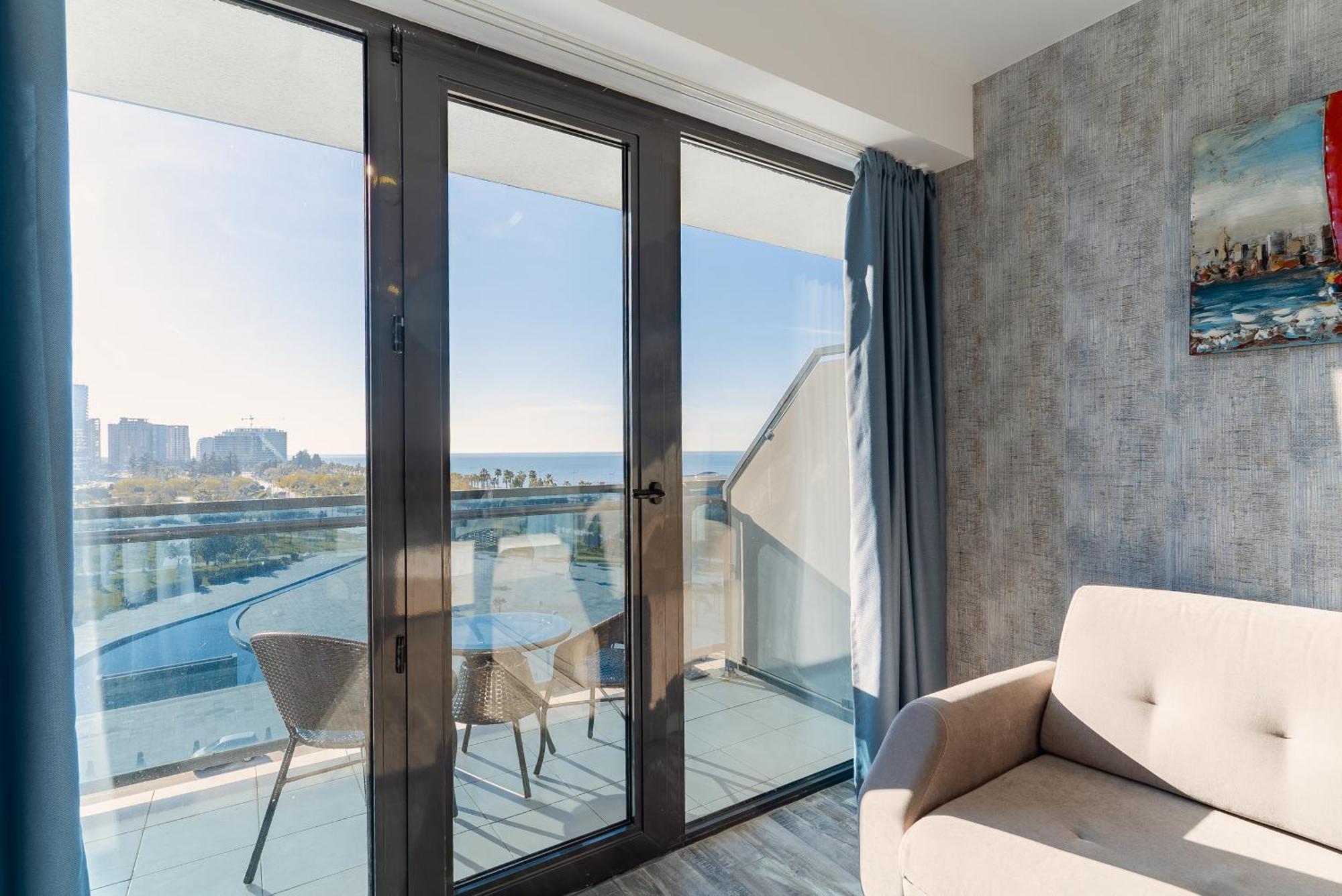 Your Beach Tower Батумі Номер фото