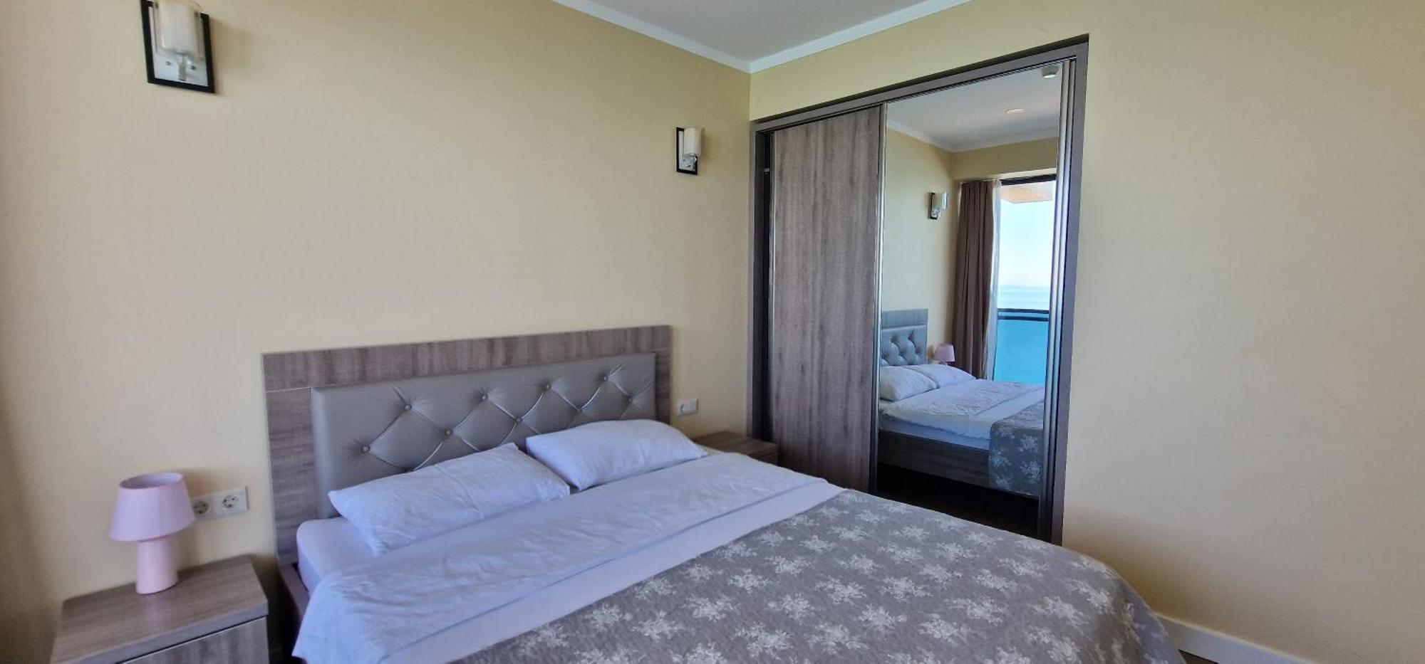 Your Beach Tower Батумі Номер фото