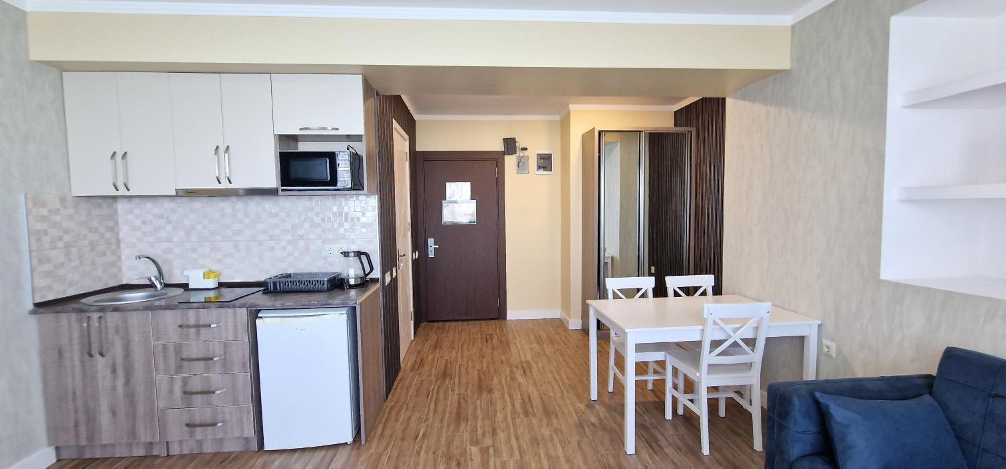 Your Beach Tower Батумі Номер фото