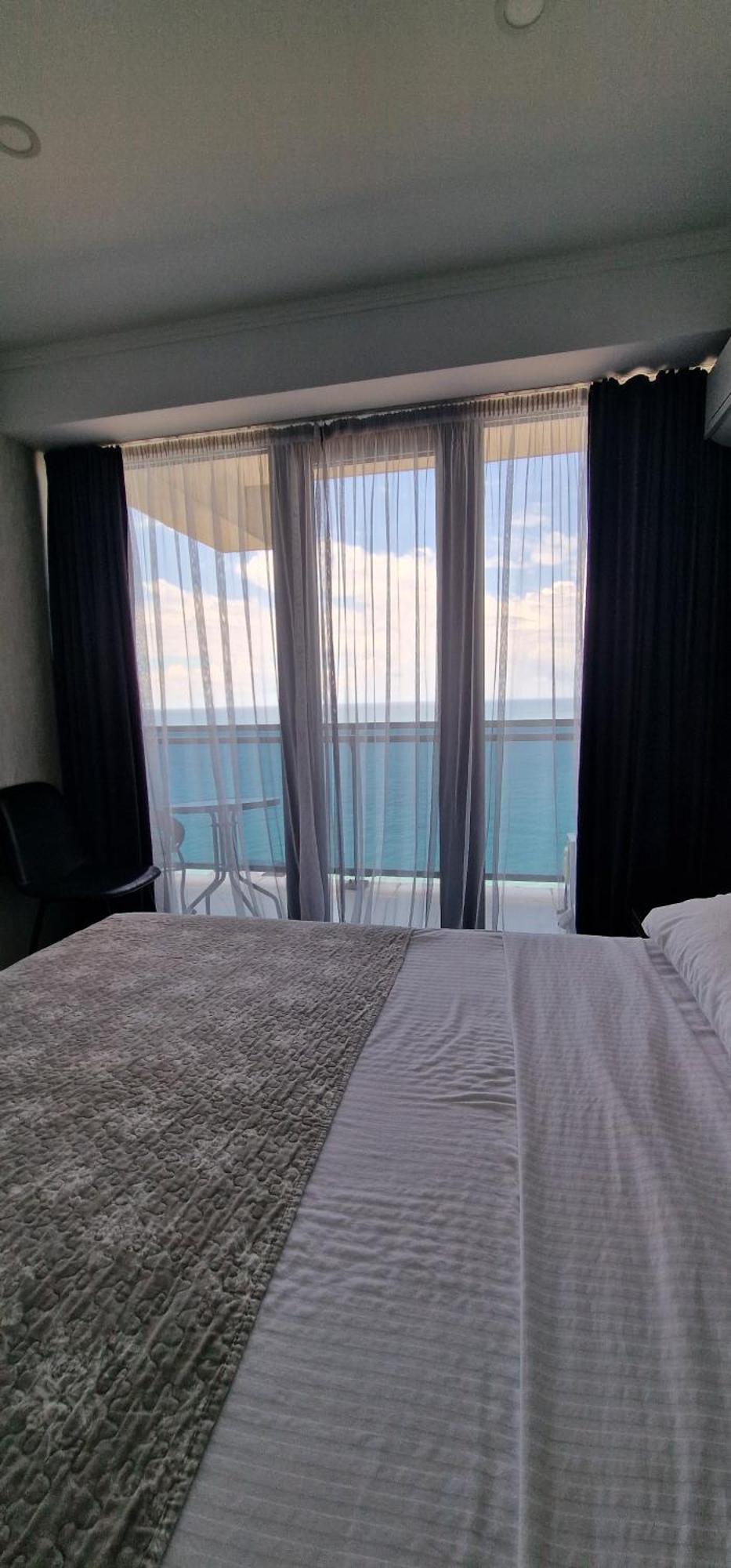 Your Beach Tower Батумі Номер фото